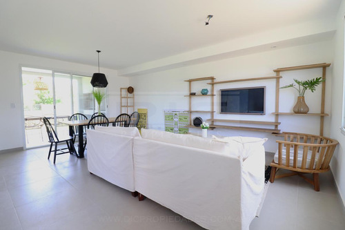 Duplex 4 Ambientes Alquiler - Garin - Barrio Privado