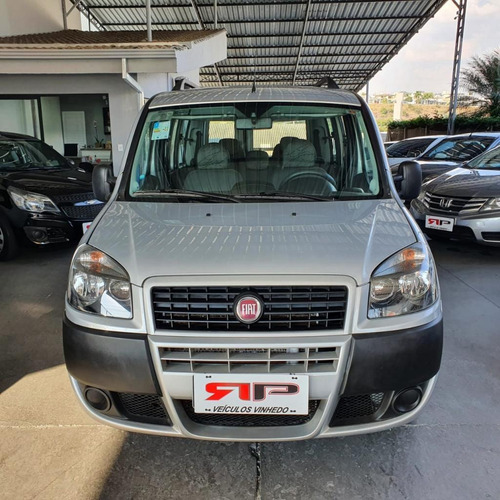 Imagem 3 de 15 de Doblo Essence 1.8 Flex 16v 5p