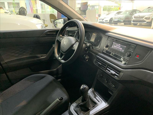 Volkswagen Polo Volkswagen Polo Track 1.0 Flex 12V 5p