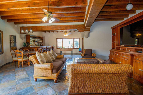 Residencia En Club De Golf Tabachines