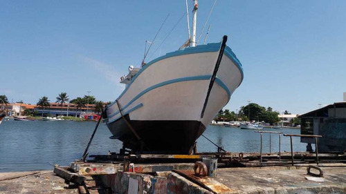 Barco De Pesca Pesca De Superficie
