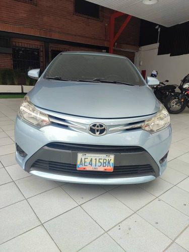 Imagen 2 de 9 de Toyota Yaris