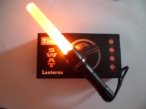 Lanterna Led Tática Police Profissional Recarregável C/ Zoom