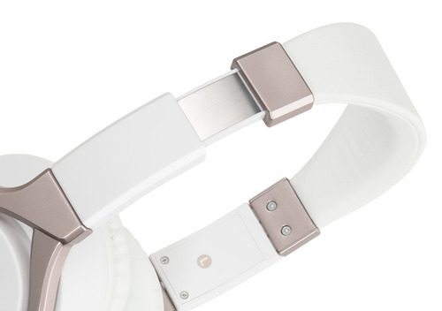 Auricular Motorola Xt200 Manos Libres Plug 3,5mm Color White Color de la luz Blanco