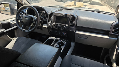 Ford Lobo 5.0l Doble Cabina Xlt V8 4x2 At