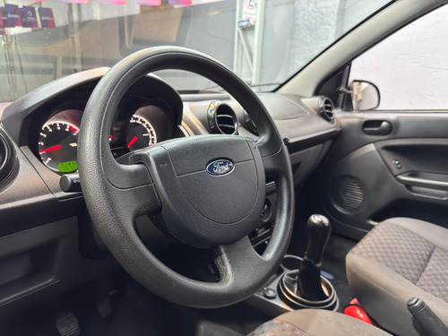 Ford Fiesta 1.0 ROCAM HATCH 8V FLEX 4P MANUAL