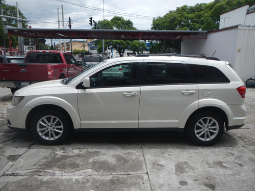 Dodge Journey 2.4 Sxt 7 Pasajeros Lujo At
