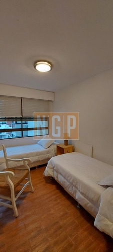 Imagen 13 de 22 de Alquiler Apartamento Brava 3 Dormitorios