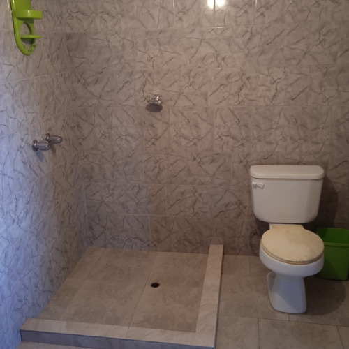 Imagen 10 de 13 de Best House Vende Hermosa Casa En Lagunetica