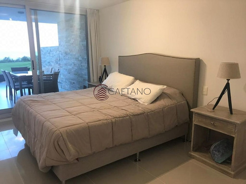 Imagen 6 de 8 de Apartamento Frente Al Mar Dos Dormitorios - Venta - Punta Del Este Mansa