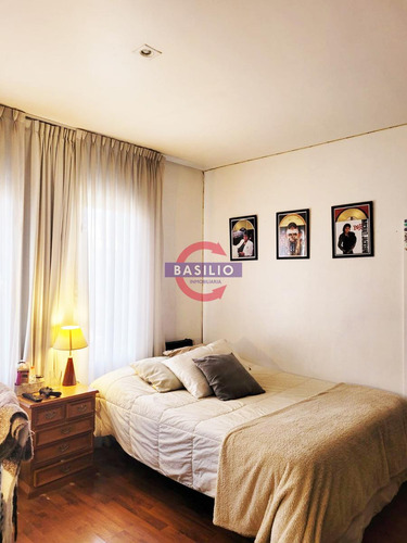 Venta Excelente Casa De 6 Ambientes Con Jardín, Quincho, Pileta Y Parrilla Florida Este
