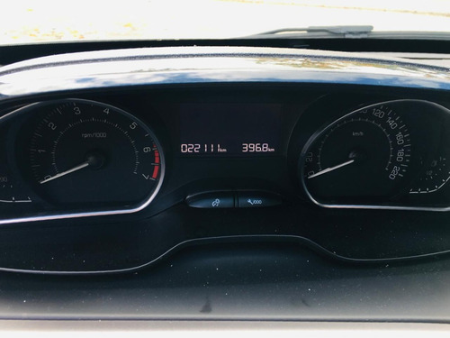 Imagem 4 de 12 de Peugeot 208 Griffe 1.6 Flex 16v 5p Aut.