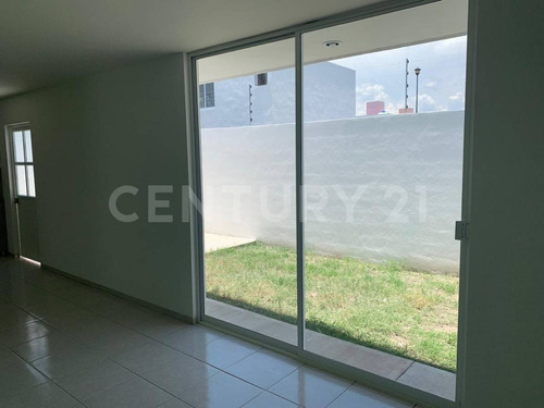 Casa Nueva En Palma Mallorca, Celaya, Gto.