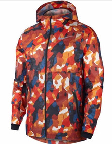 chaqueta nike camuflaje