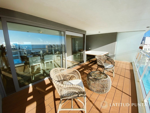 Imagen 10 de 28 de Apartamento Pasante Con Doble Balcón - Punta Del Este Brava