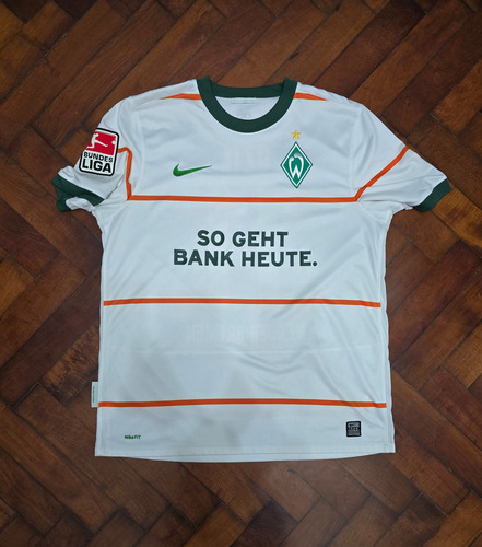 Camiseta Alternativa Werder Bremen 2009/10 Ozil 11 L (Usado)