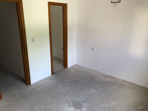 Imagem 20 de 30 de Casa À Venda No Bairro Teresópolis - Porto Alegre/rs - O-4381-11587