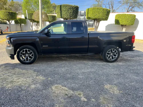 Chevrolet Silverado 5.4 2500 Cab Ext Ls V8 4x2 At