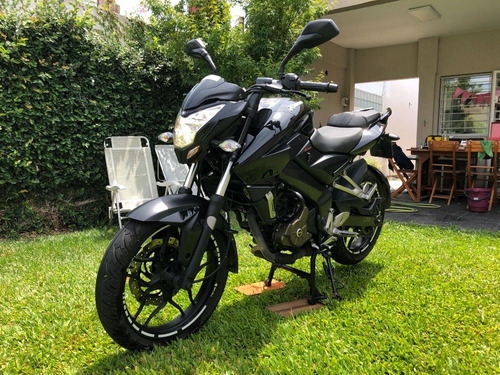 Bajaj Rouser Ns 200
