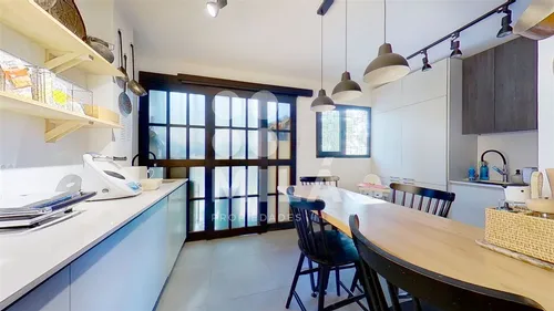 Remodelado 3 Dormitorios, Amplios Espacios, Vitacura/vespuci