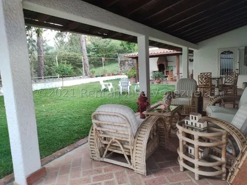 Casa En Venta La Tahona