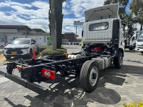 Nueva Fhr Cummins Con Freno De Aire 2025 A Crédito 100%