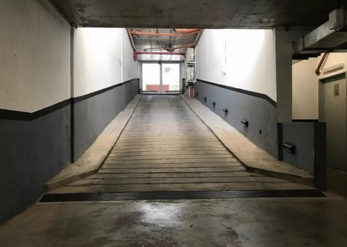 Echeverría 4200 Villa Urquiza Cochera Doble U$33.500
