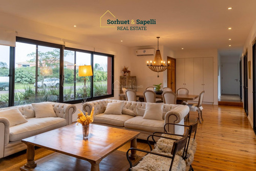 Magnífica Casa En Venta En Barrio Privado Carmel
