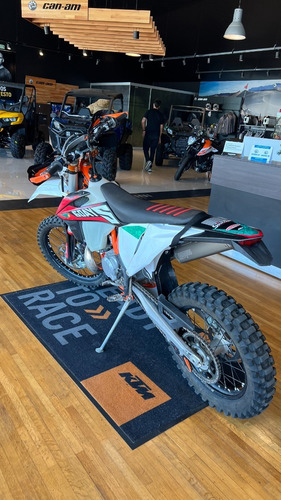 Imagen 2 de 4 de Ktm 350 Six Days