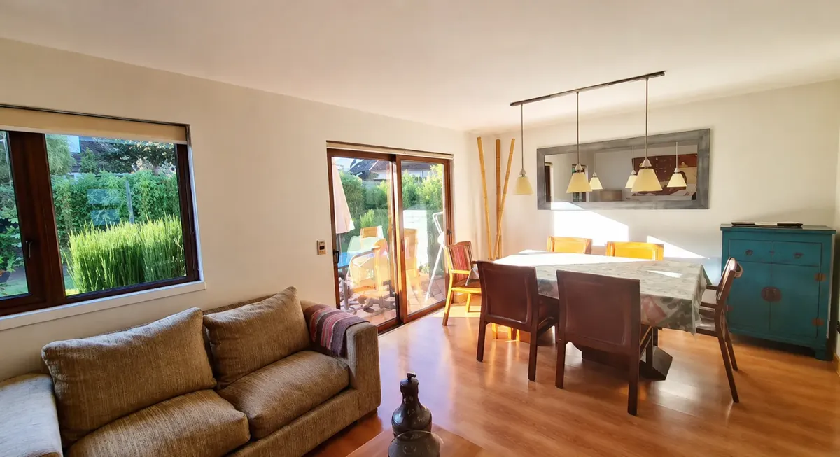 Imagen 3 de 15 de Hermosa Casa Remodelada En Condominio Lomas Mirasur 3d-3b-4e