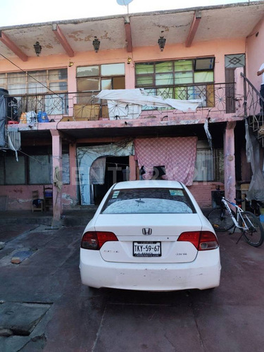 Se Vende Terreno Con Construcción En Col. Del Valle