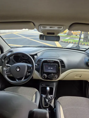 Renault Captur 2.0 Intens Automática