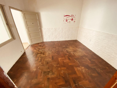 Imagen 11 de 19 de Ph Para Reciclar - 2 Ambientes Con Patio Y Terraza