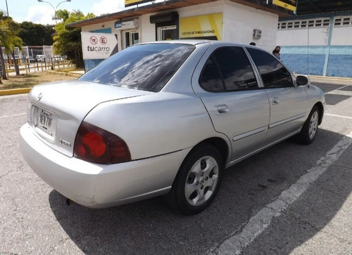 Nissan Sentra B15