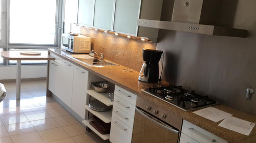 Le Parc 2 Ambientes Piso Alto 1 Cochera - Puerto Madero