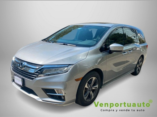 Honda Odyssey Touring Automática 2018 Plata