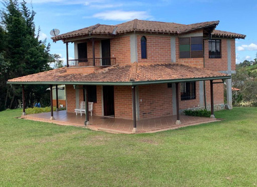 Hermosa Finca En Venta Rionegro 