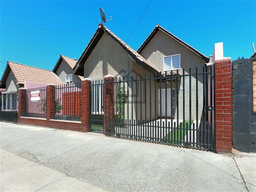 Casa En Venta De 3 Dorm. 3 Baños En Coquimbo