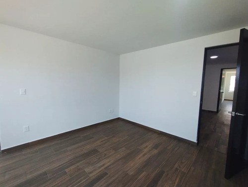 Casa En Venta En Col. Maestro Federal, Puebla, St08