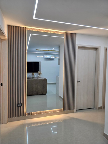 Venta De Moderno Apartamento En Resd. Aspen En La Ubr La Trigaleña - Wc