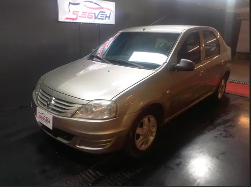 Renault Logan Familier Mt