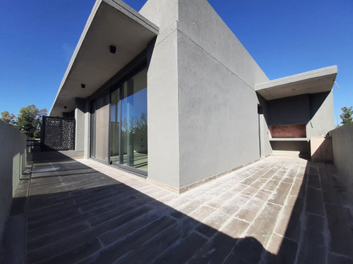 Venta De Depto Con Cochera - Campus Vista Pilar Ii