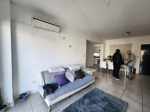 Departamento Tres Ambientes En Venta. Tigre Centro
