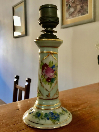 Antigua Base De Velador De Porcelana
