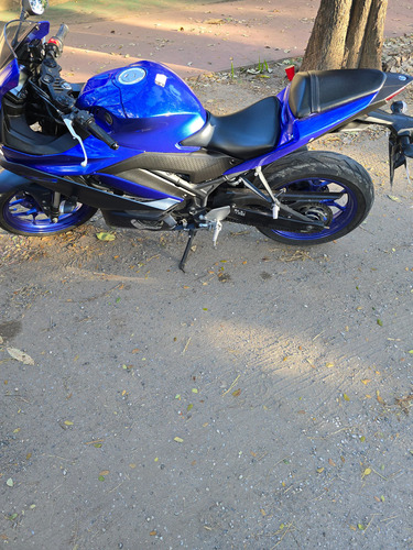 Yamaha R3