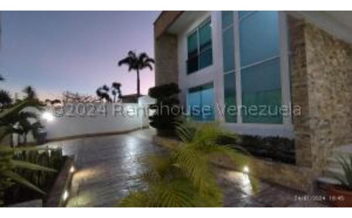 #25-5126 Agradable Casa En Loma Linda