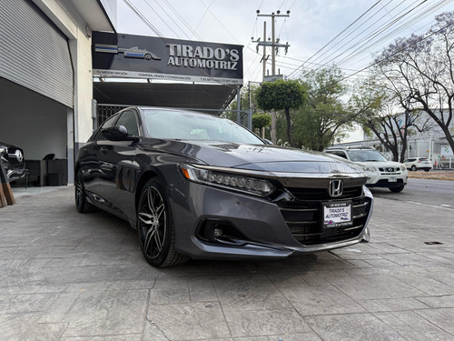 Honda Accord 2.0 Touring At