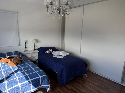 Venta - Casa Moderna Con Vista A La Laguna | Barrio Villalobos