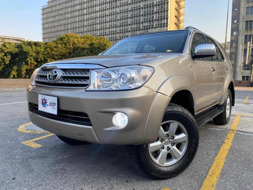 Toyota Fortuner 4x4