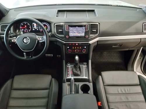 Imagen 21 de 25 de Volkswagen Amarok V6 Black Style Leasing 100% Financiado